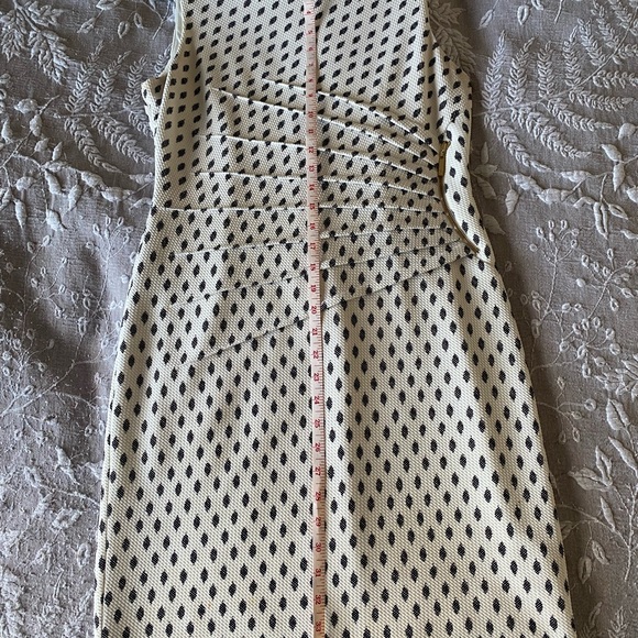 Dressy black and white sleeveless dress - Picture 4 of 7